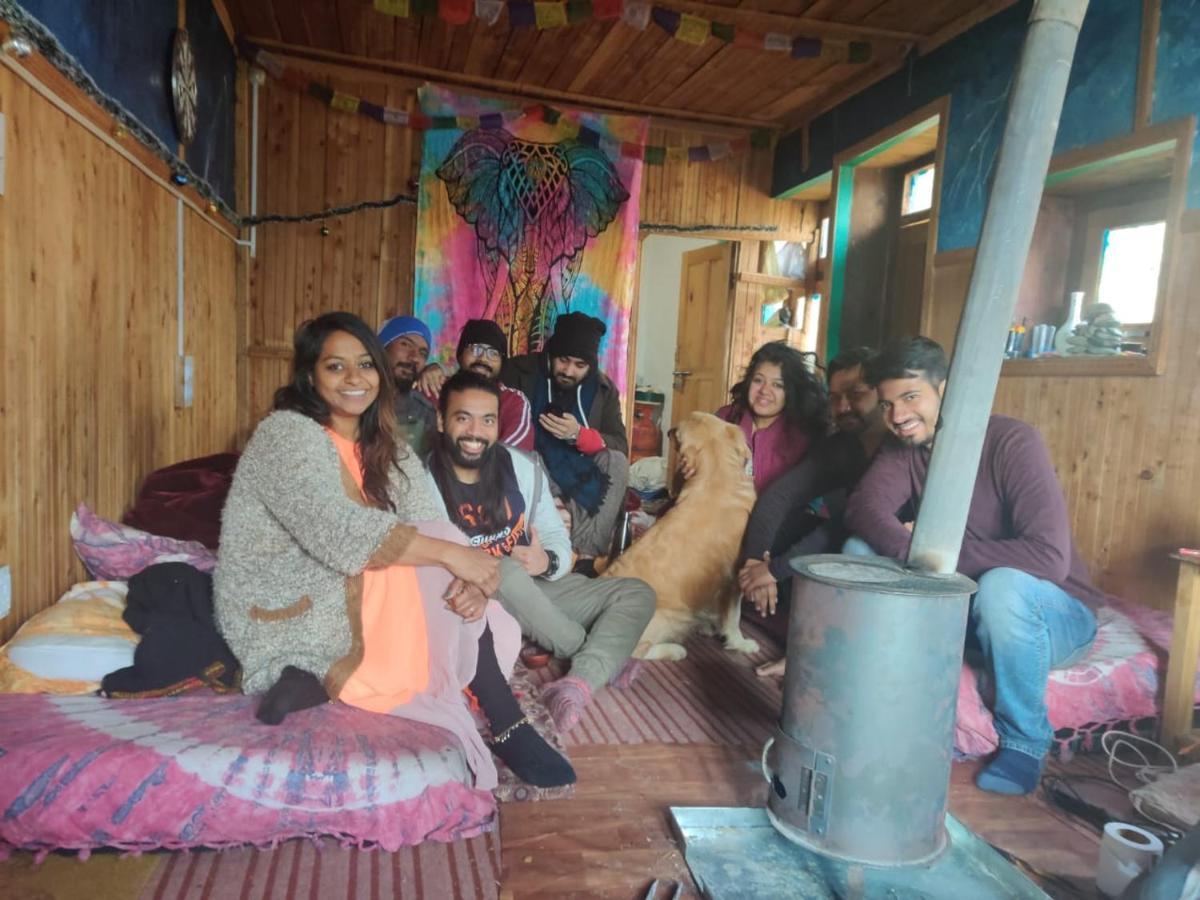 Ruhoots Cafe And Homestay Jibhi Buitenkant foto